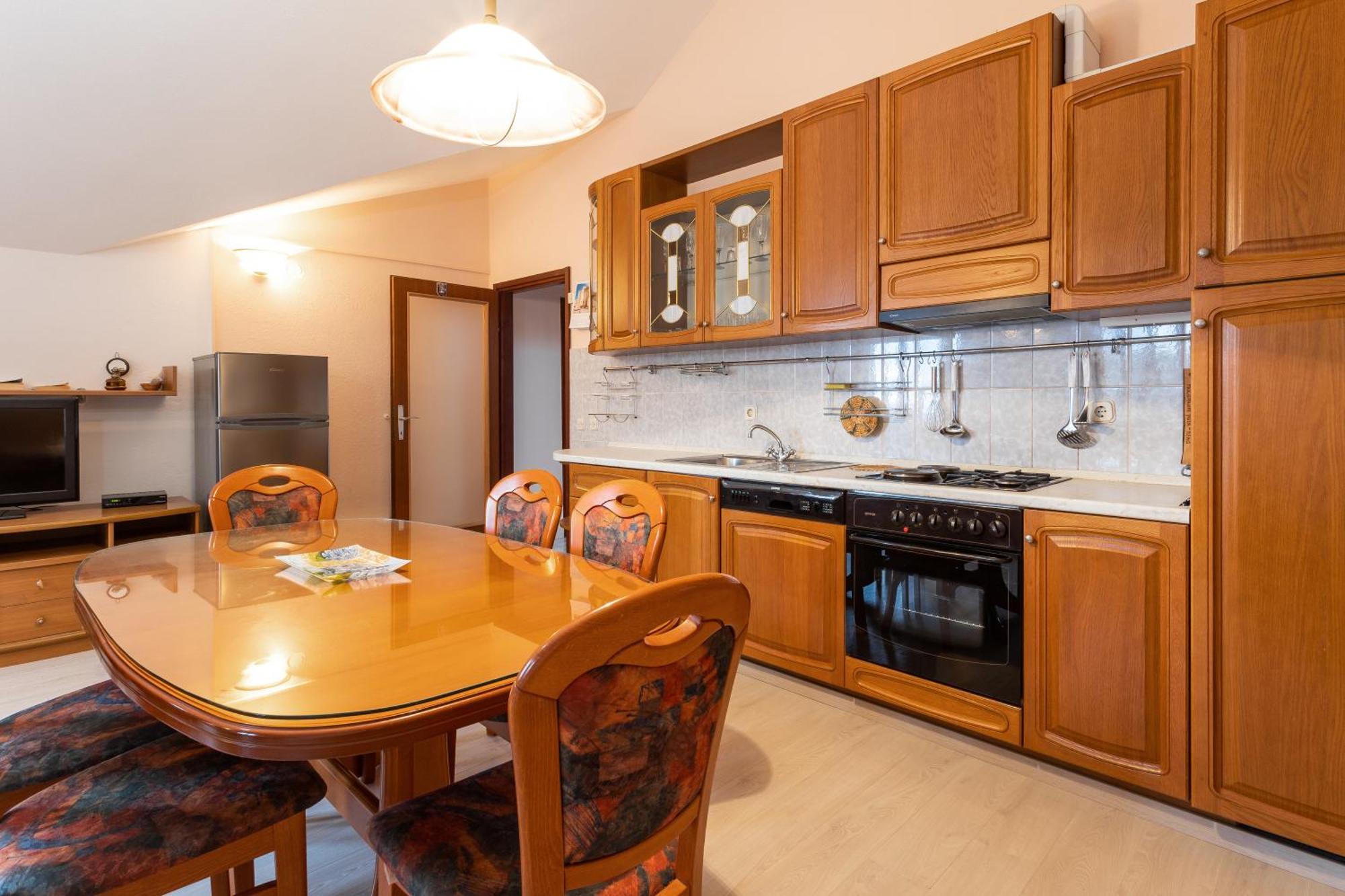 Apartments & Rooms Konoba Tomic Gornji Humac Kamer foto