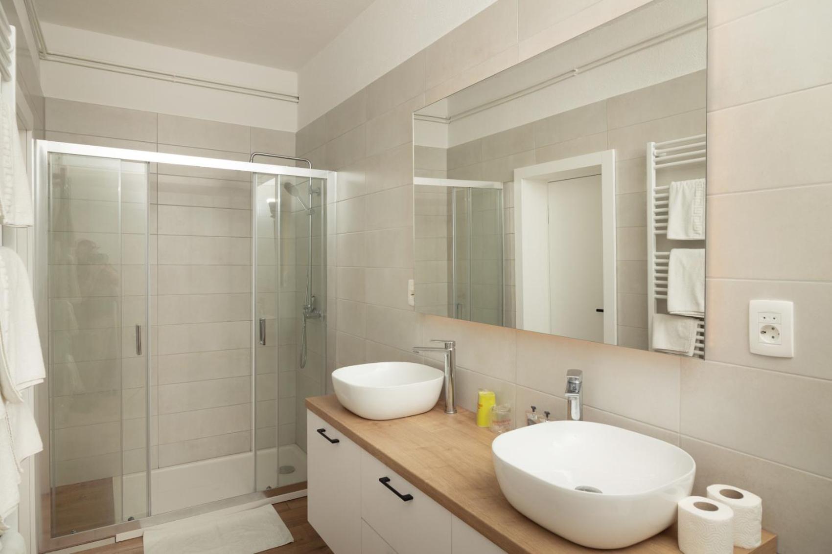 Apartments & Rooms Konoba Tomic Gornji Humac Kamer foto